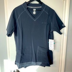 Essential Threads Women’s Scrub Top Size Large Stretch Antimicrobial V-Neck